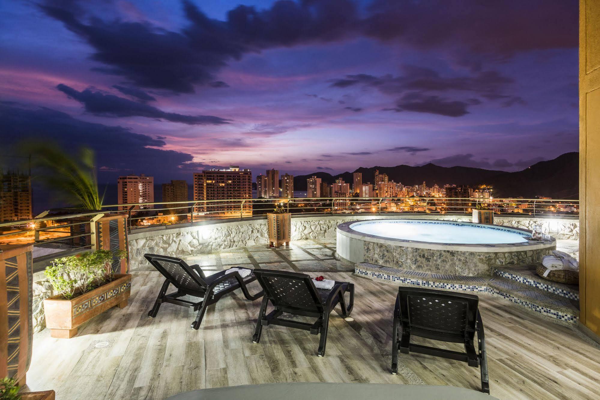 Terrazas Tayrona Travelers Apartamentos Y Suites Santa Marta  Exteriör bild